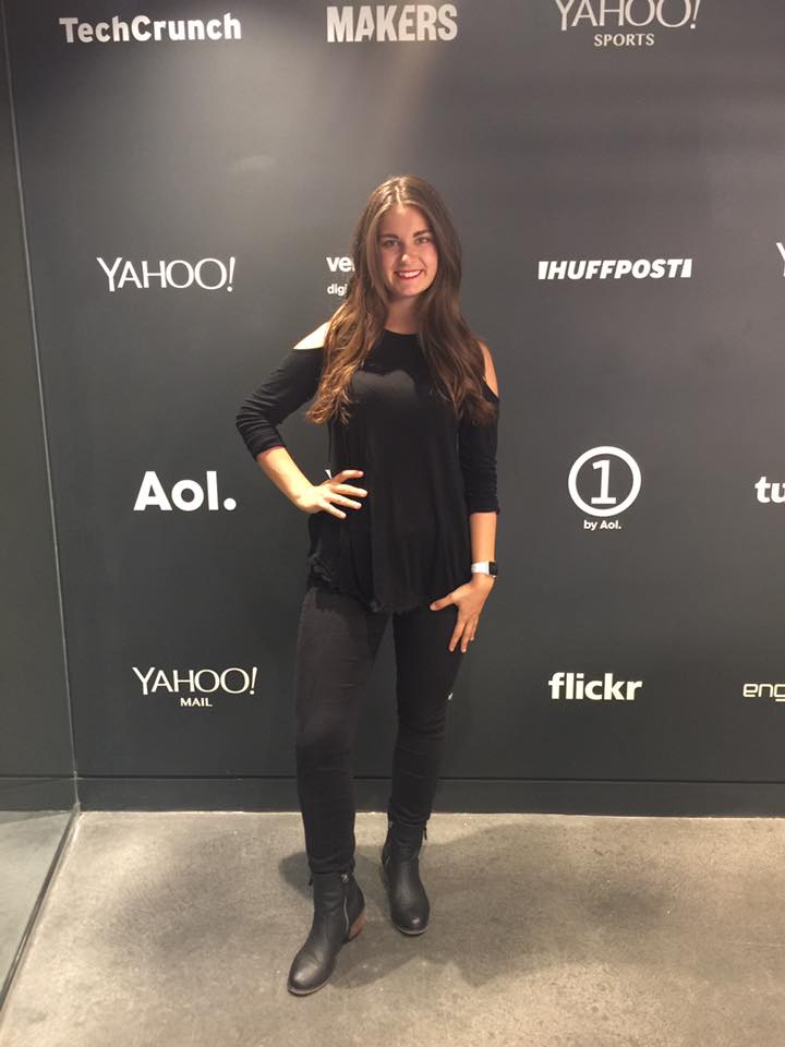 Models | Convention Model - Trade Show Talent
